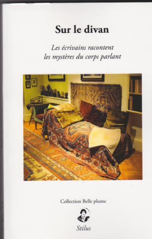 Sur le divan
